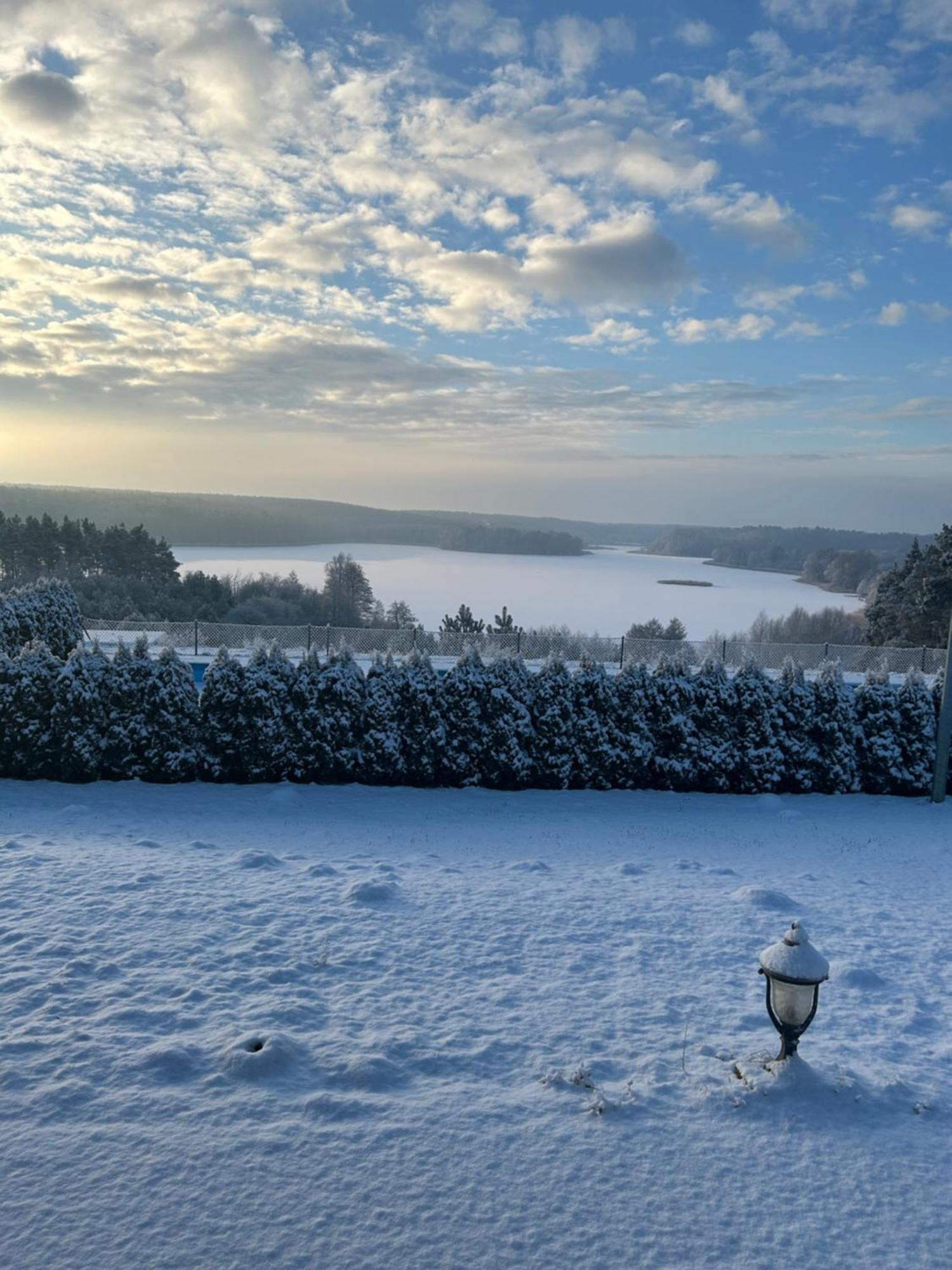 Brzezina Resort - Wille Żnin Esterno foto